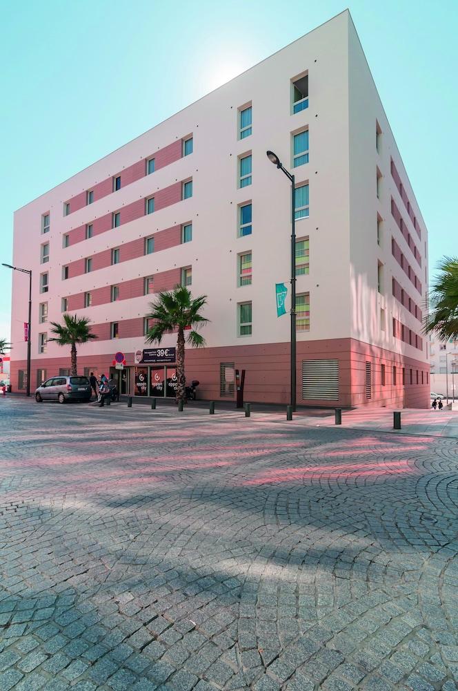 Appart'City Confort Perpignan Centre Gare Экстерьер фото